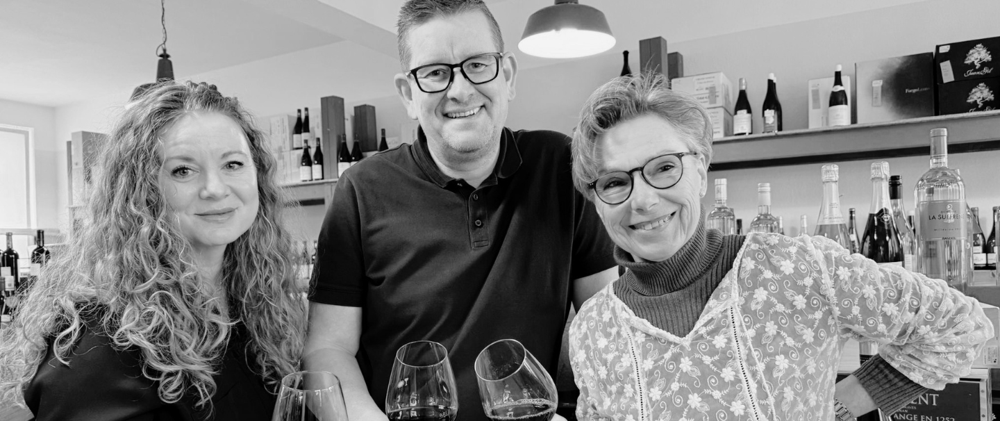 Herzlich willkommen zur Weinprobe in Göppingen Das Team vom WEIN-MUSKETIER Göppingen freut sich auf Sie!